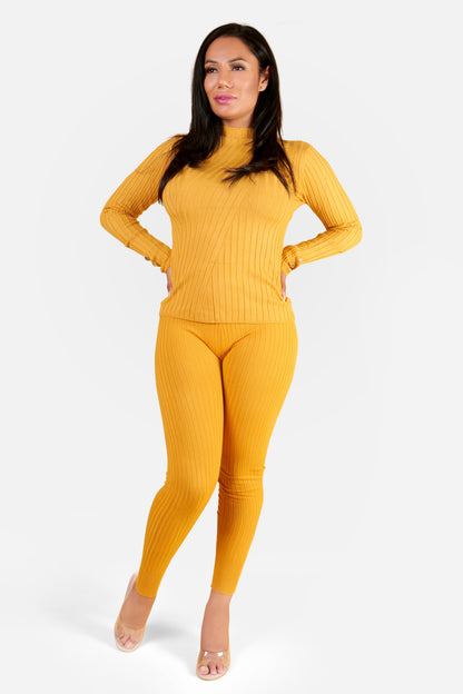 ALL IN PEACH RIBBED PANT SET